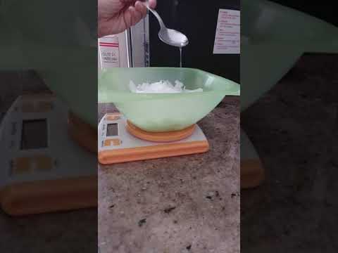 Porcellana fredda flessibile “pasta di mais” cotta al microonde. Cold porcelain microwaved flexible